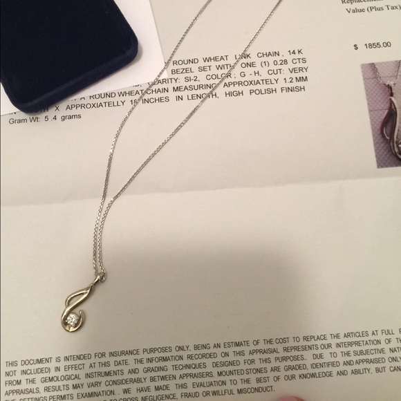 New white gold and diamond necklace with appraisal - Picture 3 of 5